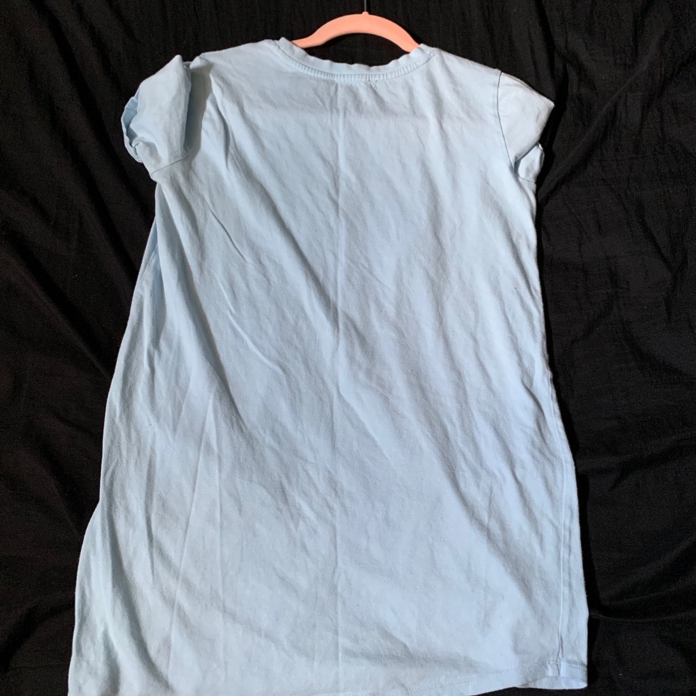 t-shirt - Picture 2 of 3